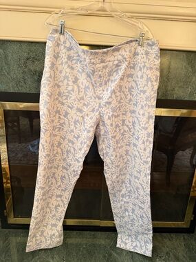 Soft Surroundings Light Blue & White Floral Straight Leg Pants